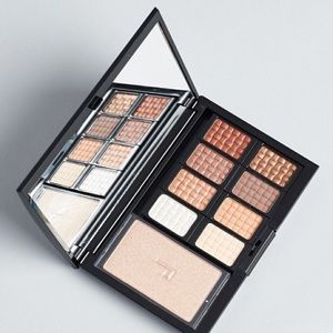 Doucce Freematic Eyeshadow Face Palette, Nude New